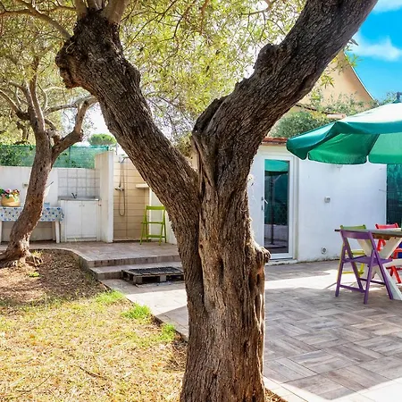 Sardinia Re - Villino Mediterraneo Apartment *
